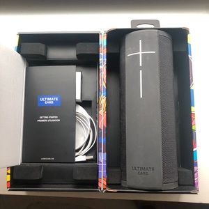 Like New! Ultimate Ears MEGABLAST Portable Speaker